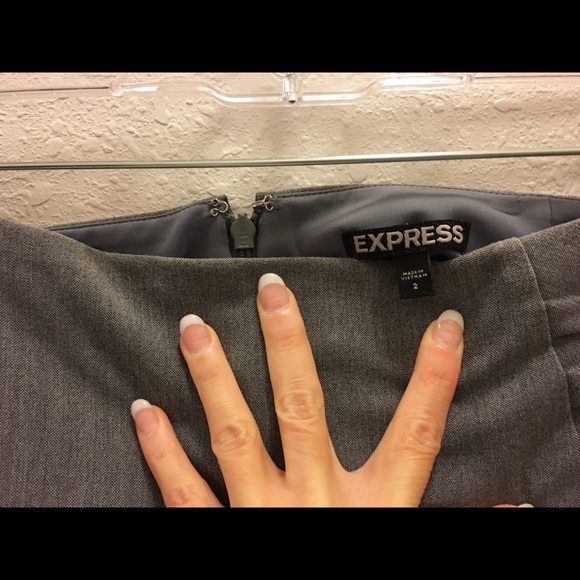 Express Pintucked Gray Hi Waist Pencil Skirt Sz 2 - Picture 7 of 7